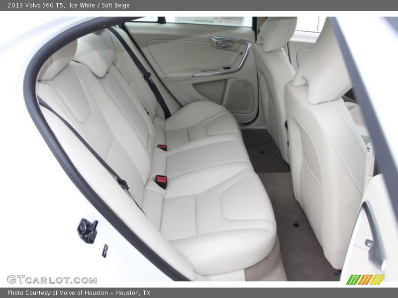 Ice White / Soft Beige 2013 Volvo S60 T5