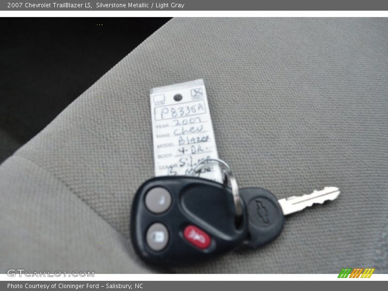 Silverstone Metallic / Light Gray 2007 Chevrolet TrailBlazer LS