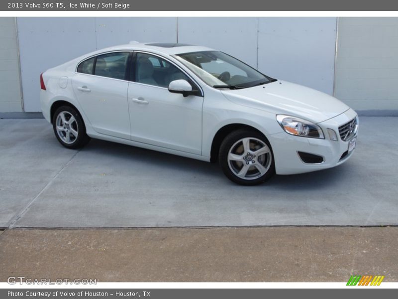 Ice White / Soft Beige 2013 Volvo S60 T5