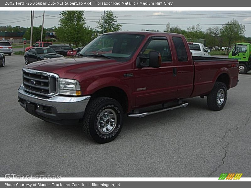 Toreador Red Metallic / Medium Flint Grey 2003 Ford F250 Super Duty XLT SuperCab 4x4