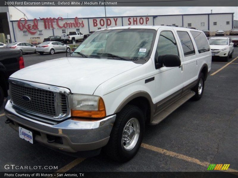 Oxford White / Medium Parchment 2000 Ford Excursion Limited