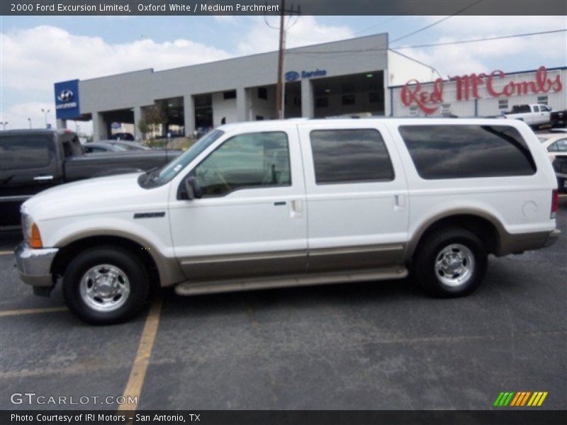 Oxford White / Medium Parchment 2000 Ford Excursion Limited