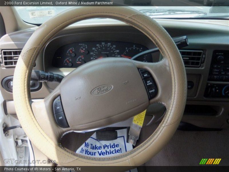 Oxford White / Medium Parchment 2000 Ford Excursion Limited