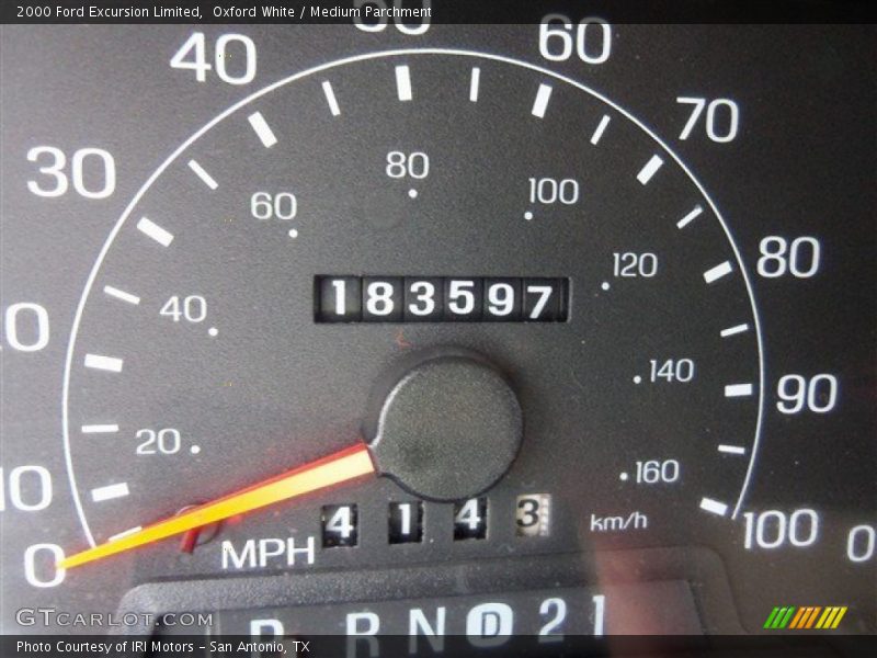 Oxford White / Medium Parchment 2000 Ford Excursion Limited