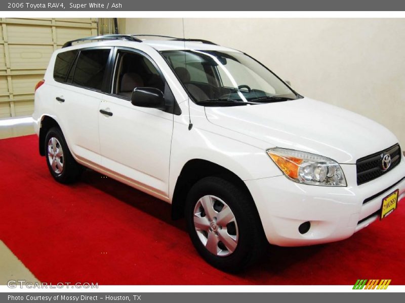 Super White / Ash 2006 Toyota RAV4