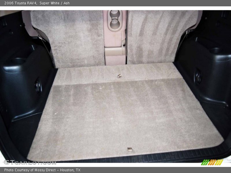 Super White / Ash 2006 Toyota RAV4