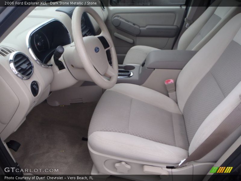 Front Seat of 2006 Explorer XLS