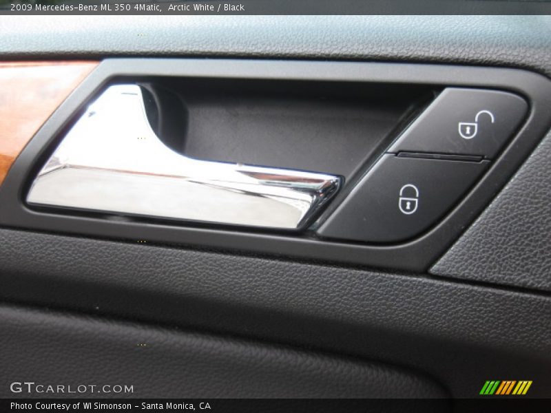 Arctic White / Black 2009 Mercedes-Benz ML 350 4Matic