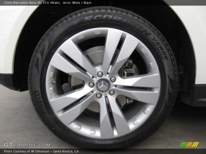 Arctic White / Black 2009 Mercedes-Benz ML 350 4Matic