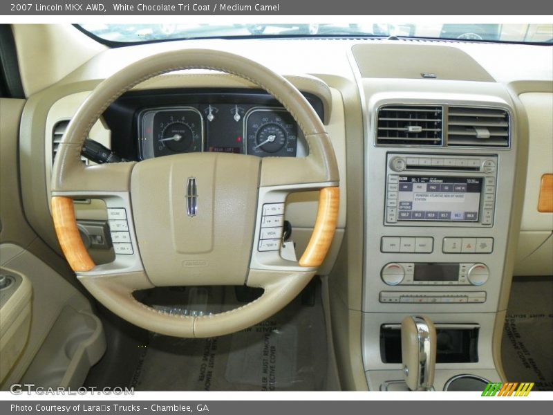 White Chocolate Tri Coat / Medium Camel 2007 Lincoln MKX AWD