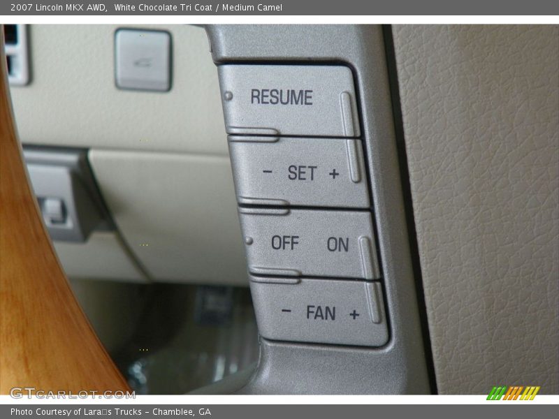White Chocolate Tri Coat / Medium Camel 2007 Lincoln MKX AWD