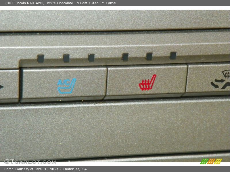 White Chocolate Tri Coat / Medium Camel 2007 Lincoln MKX AWD