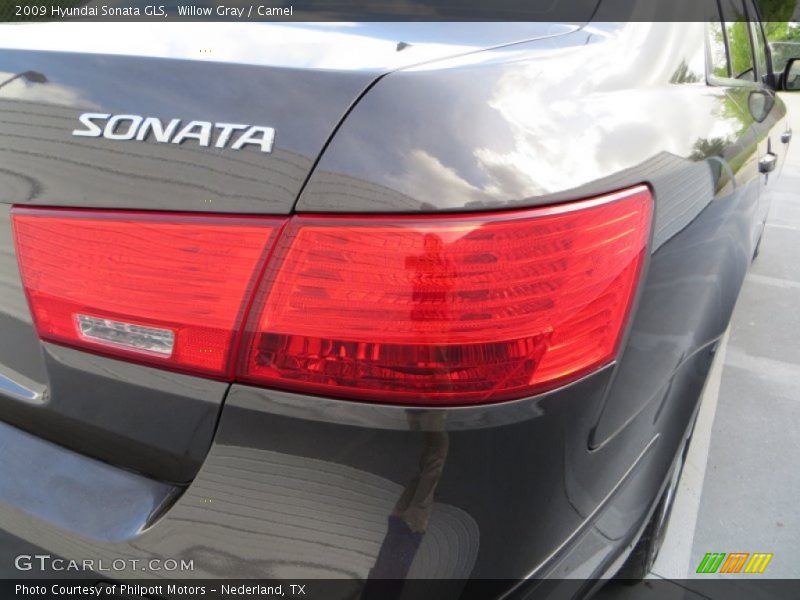 Willow Gray / Camel 2009 Hyundai Sonata GLS