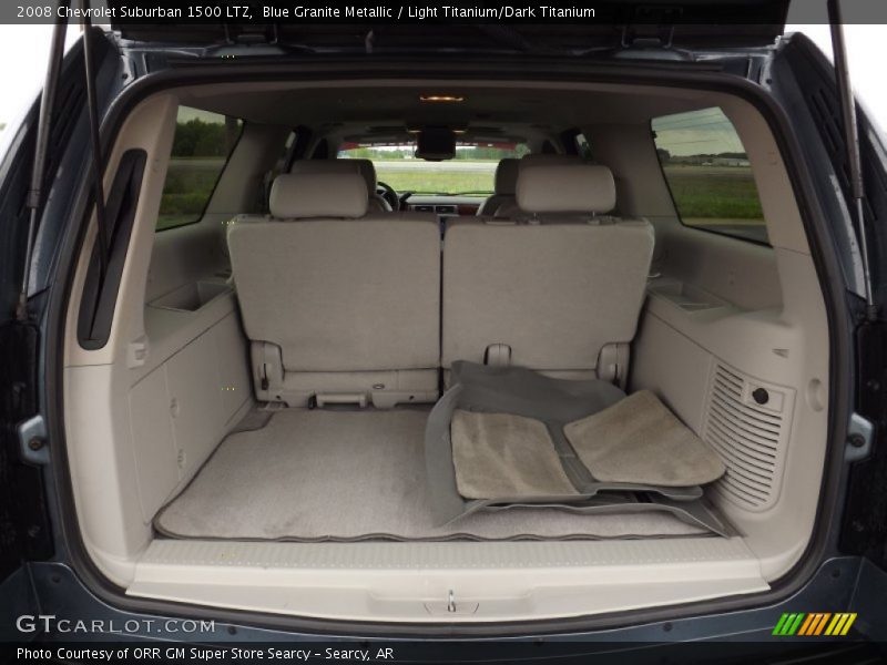  2008 Suburban 1500 LTZ Trunk