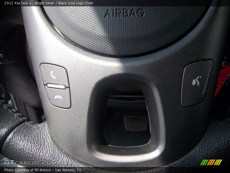 Bright Silver / Black Soul Logo Cloth 2012 Kia Soul +