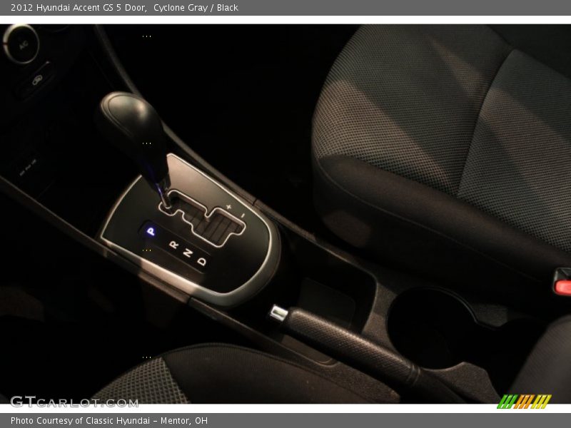 Cyclone Gray / Black 2012 Hyundai Accent GS 5 Door