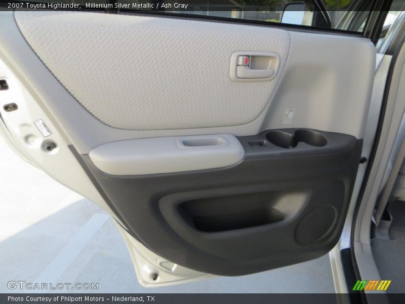 Millenium Silver Metallic / Ash Gray 2007 Toyota Highlander