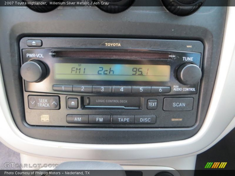 Millenium Silver Metallic / Ash Gray 2007 Toyota Highlander