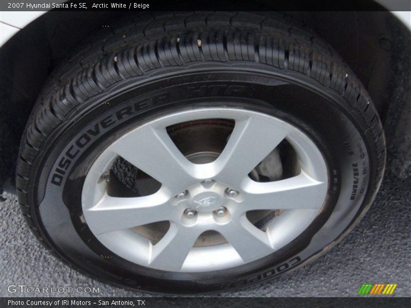 Arctic White / Beige 2007 Hyundai Santa Fe SE
