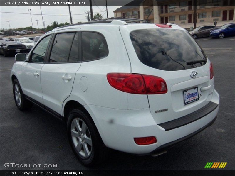 Arctic White / Beige 2007 Hyundai Santa Fe SE