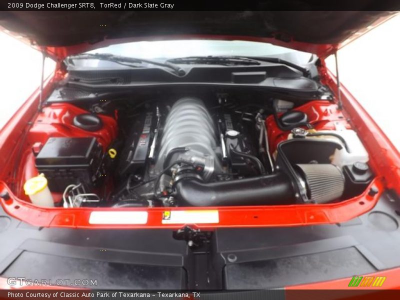 TorRed / Dark Slate Gray 2009 Dodge Challenger SRT8