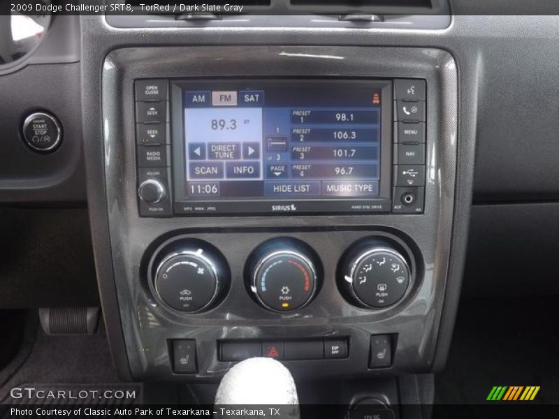 Controls of 2009 Challenger SRT8