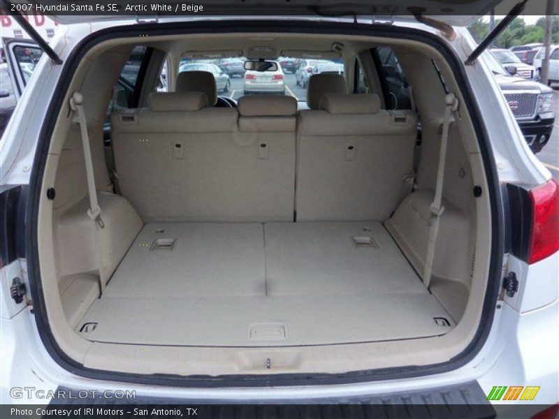Arctic White / Beige 2007 Hyundai Santa Fe SE