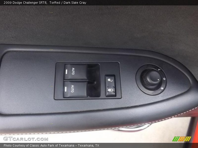 TorRed / Dark Slate Gray 2009 Dodge Challenger SRT8