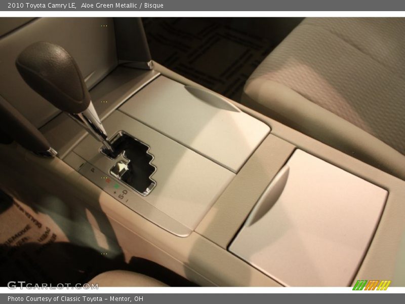 Aloe Green Metallic / Bisque 2010 Toyota Camry LE