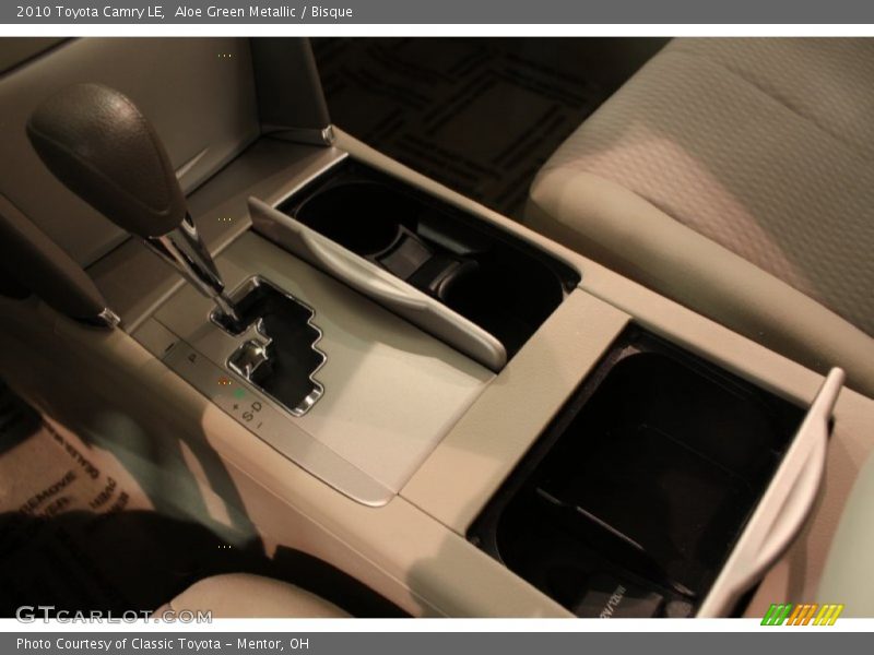 Aloe Green Metallic / Bisque 2010 Toyota Camry LE