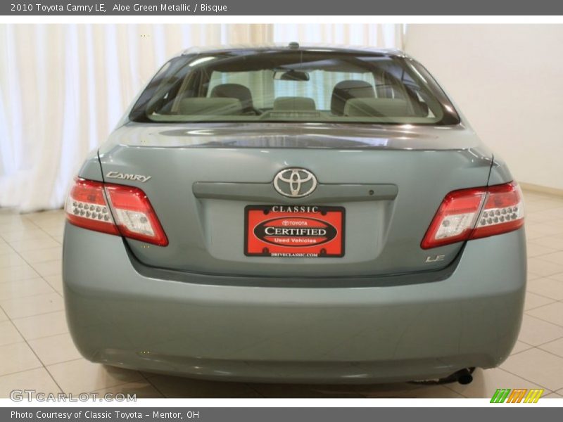 Aloe Green Metallic / Bisque 2010 Toyota Camry LE