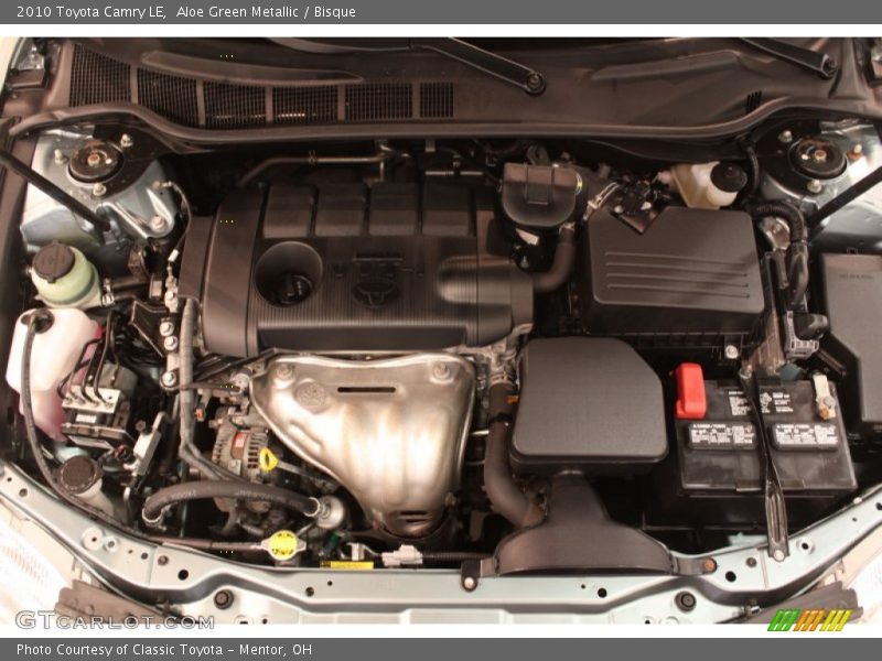 Aloe Green Metallic / Bisque 2010 Toyota Camry LE