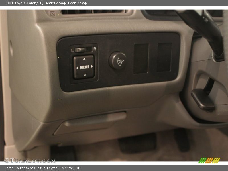 Antique Sage Pearl / Sage 2001 Toyota Camry LE