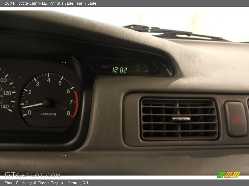 Antique Sage Pearl / Sage 2001 Toyota Camry LE