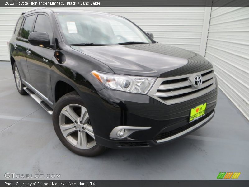 Black / Sand Beige 2013 Toyota Highlander Limited