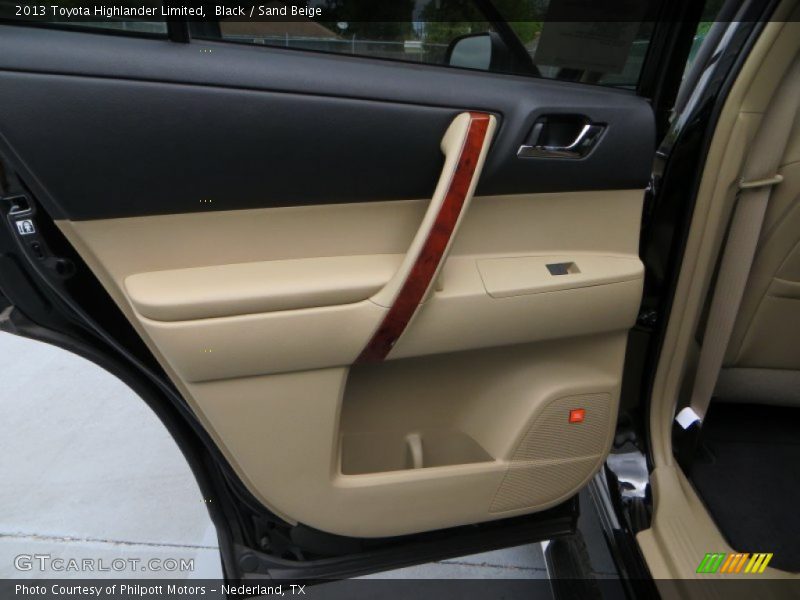 Black / Sand Beige 2013 Toyota Highlander Limited