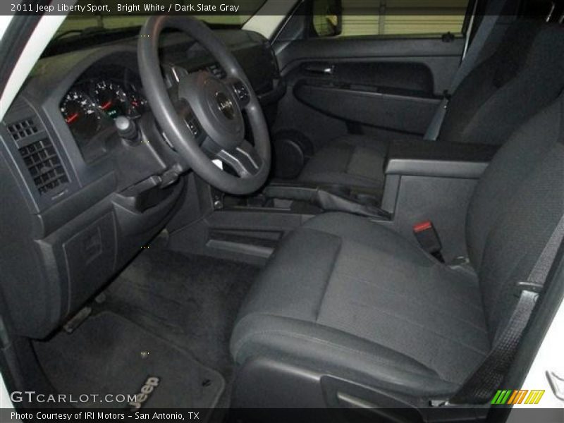 Bright White / Dark Slate Gray 2011 Jeep Liberty Sport