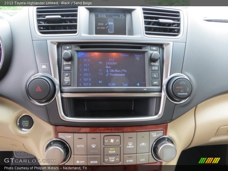 Black / Sand Beige 2013 Toyota Highlander Limited
