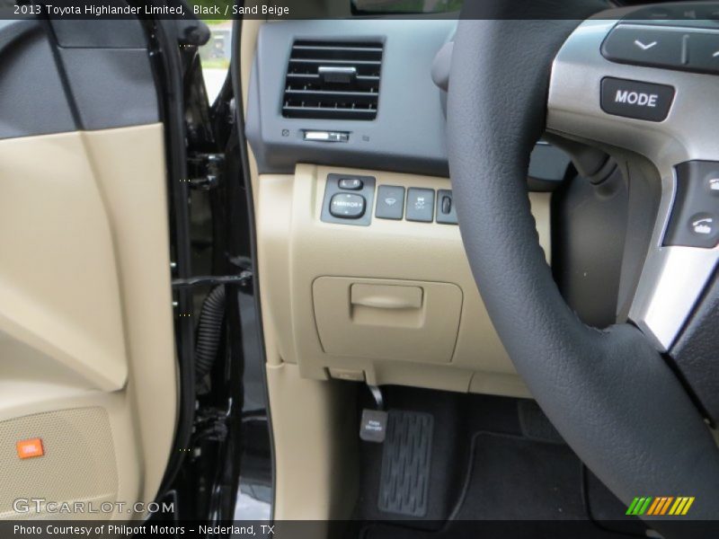 Black / Sand Beige 2013 Toyota Highlander Limited