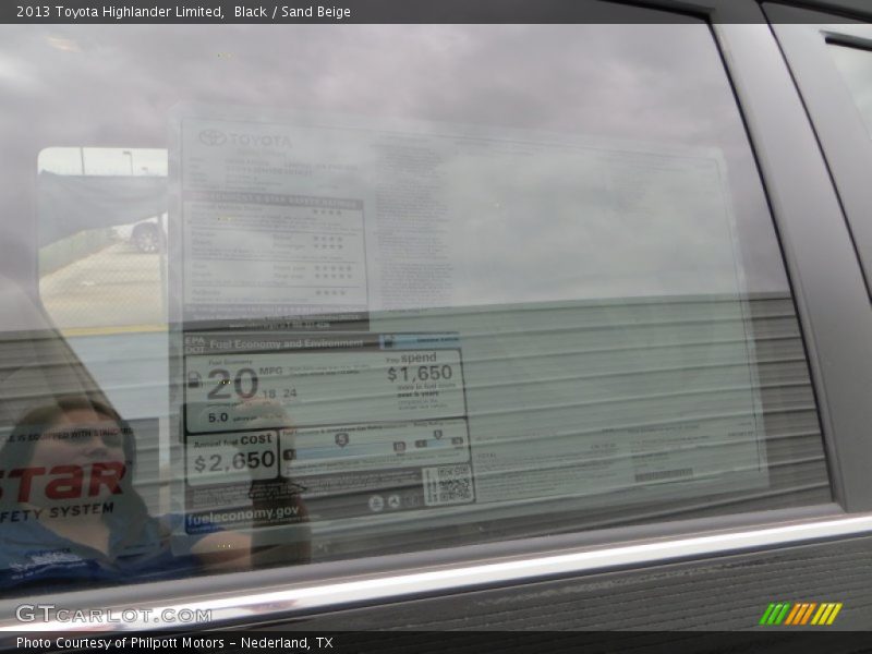 Black / Sand Beige 2013 Toyota Highlander Limited