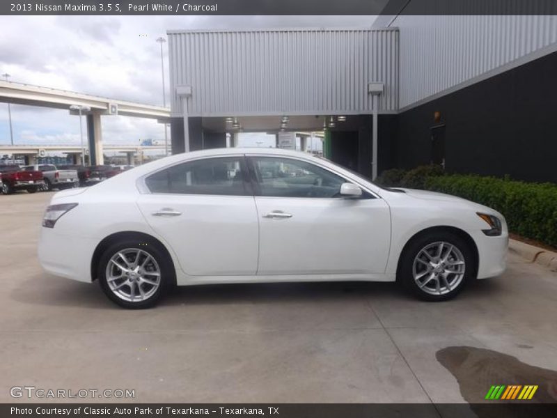 Pearl White / Charcoal 2013 Nissan Maxima 3.5 S