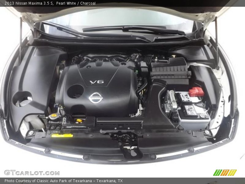 Pearl White / Charcoal 2013 Nissan Maxima 3.5 S