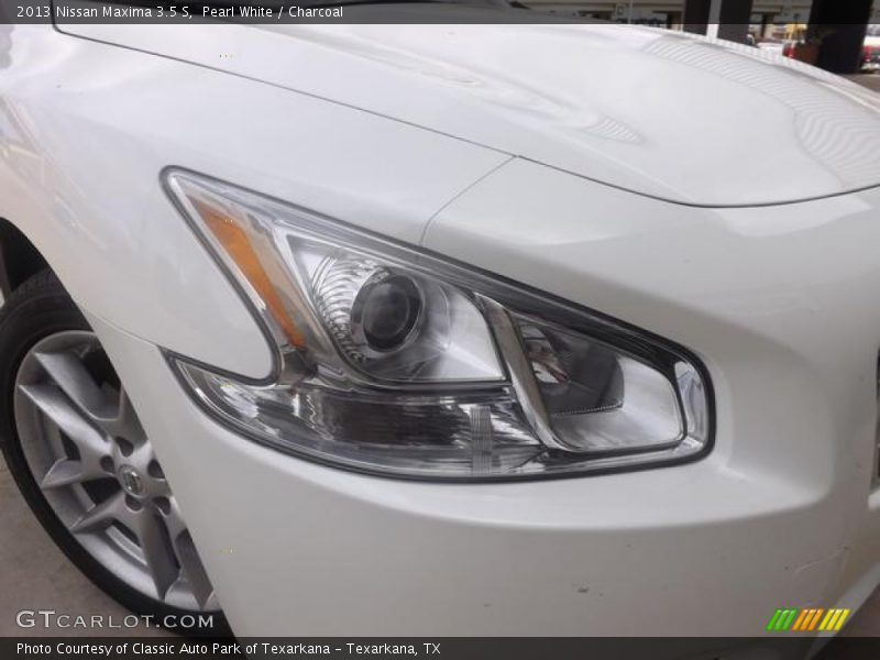 Pearl White / Charcoal 2013 Nissan Maxima 3.5 S