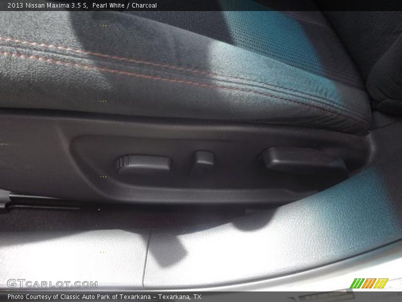Pearl White / Charcoal 2013 Nissan Maxima 3.5 S