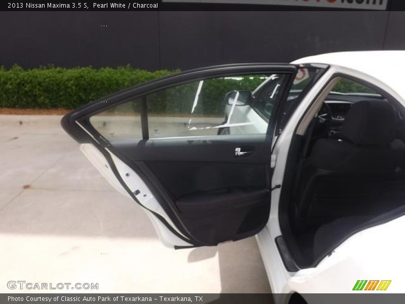 Pearl White / Charcoal 2013 Nissan Maxima 3.5 S