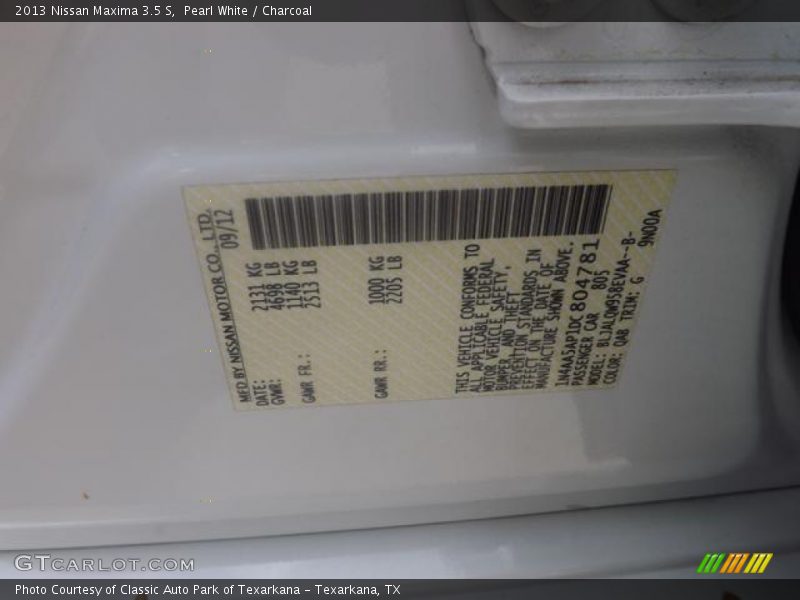 Pearl White / Charcoal 2013 Nissan Maxima 3.5 S