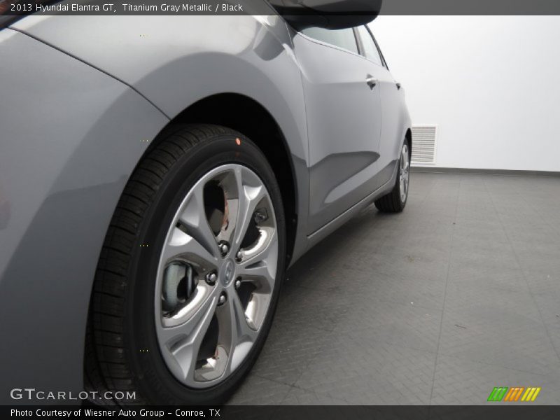 Titanium Gray Metallic / Black 2013 Hyundai Elantra GT