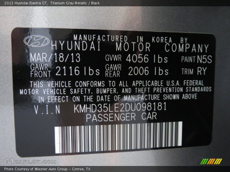 Titanium Gray Metallic / Black 2013 Hyundai Elantra GT