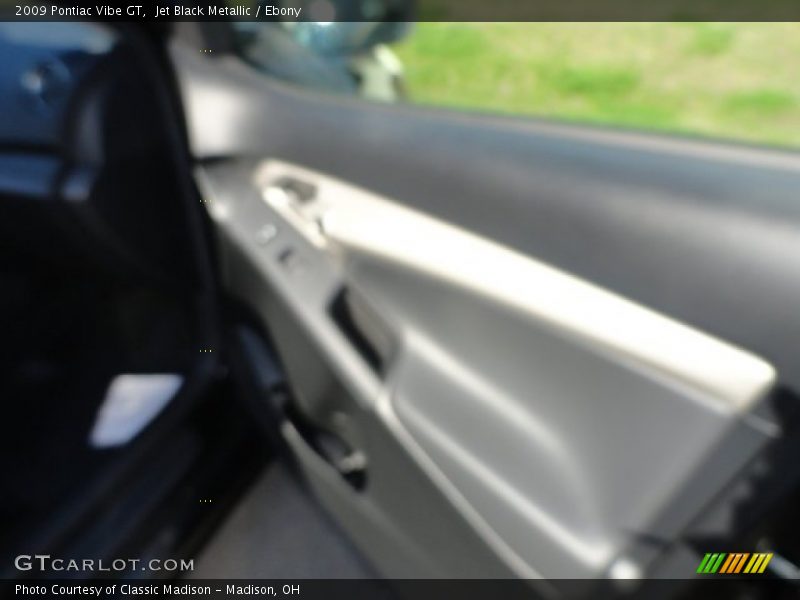 Jet Black Metallic / Ebony 2009 Pontiac Vibe GT