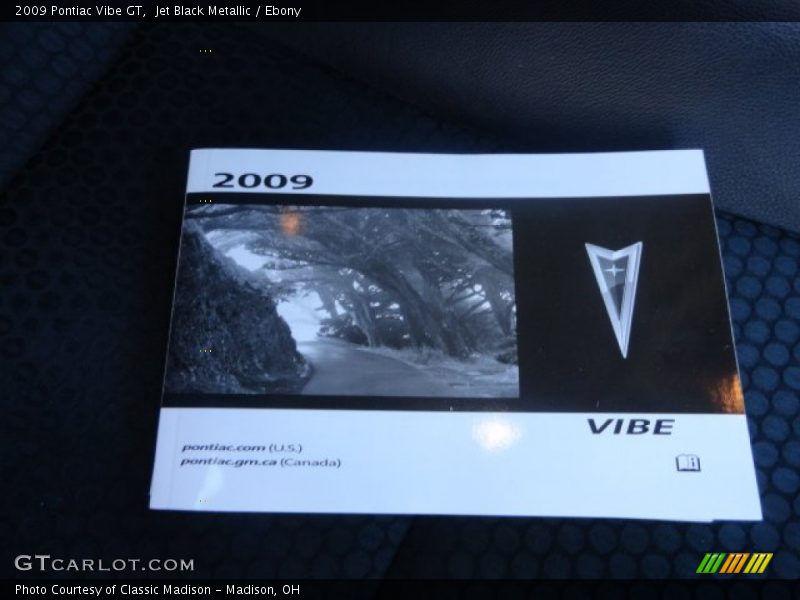 Jet Black Metallic / Ebony 2009 Pontiac Vibe GT
